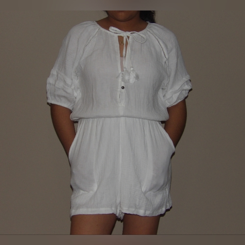 knox rose. Women jumpsuit sumer size s v-neck button front color white